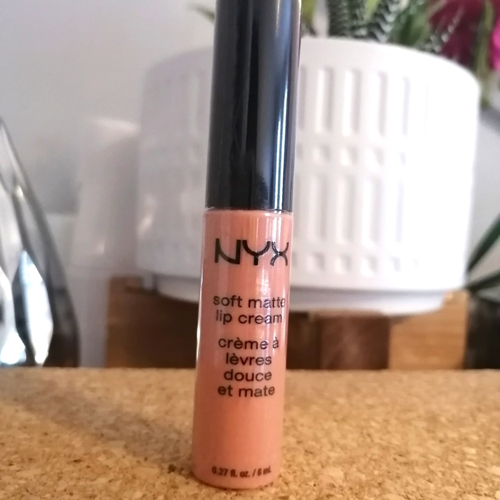 Free with bundle offer💄NYX Soft Matte Lip Cream, Cairo